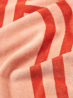 Strandlaken Shiloh met geometrisch patroon^Westwing Collection Outlet