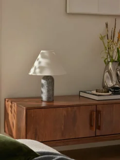 Tafellamp Gia met marmeren voet^Westwing Collection Hot
