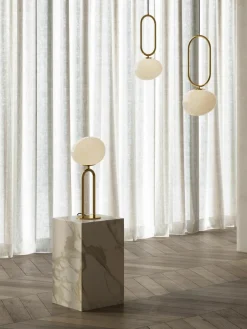 Tafellamp Shapes van opaalglas^Design for the People Hot