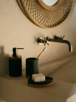 Tandenborstelbeker Laura met houten decoratie^ANDREA HOUSE Outlet