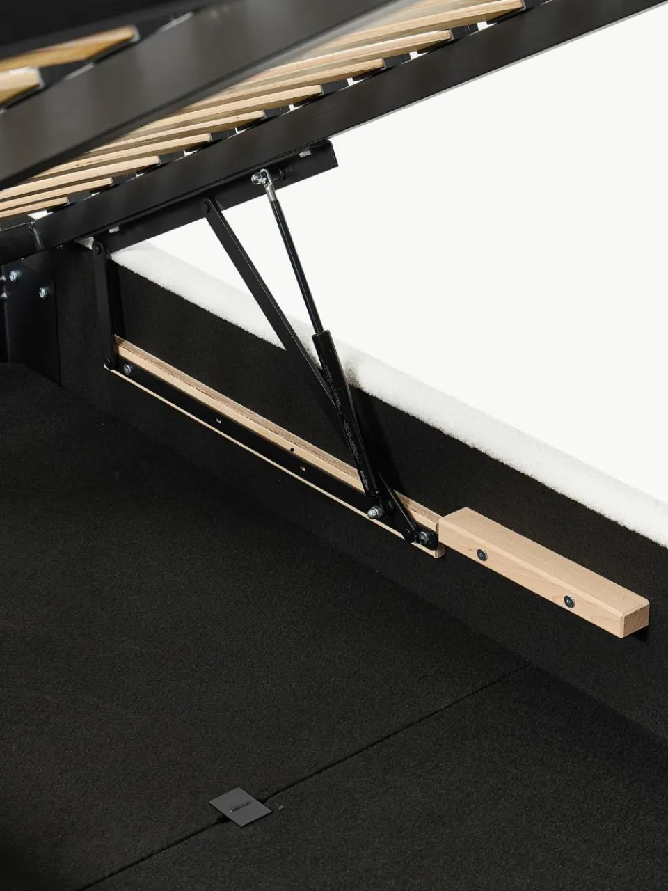 Teddy gestoffeerd bed Ebba met opbergruimte^Westwing Collection Sale