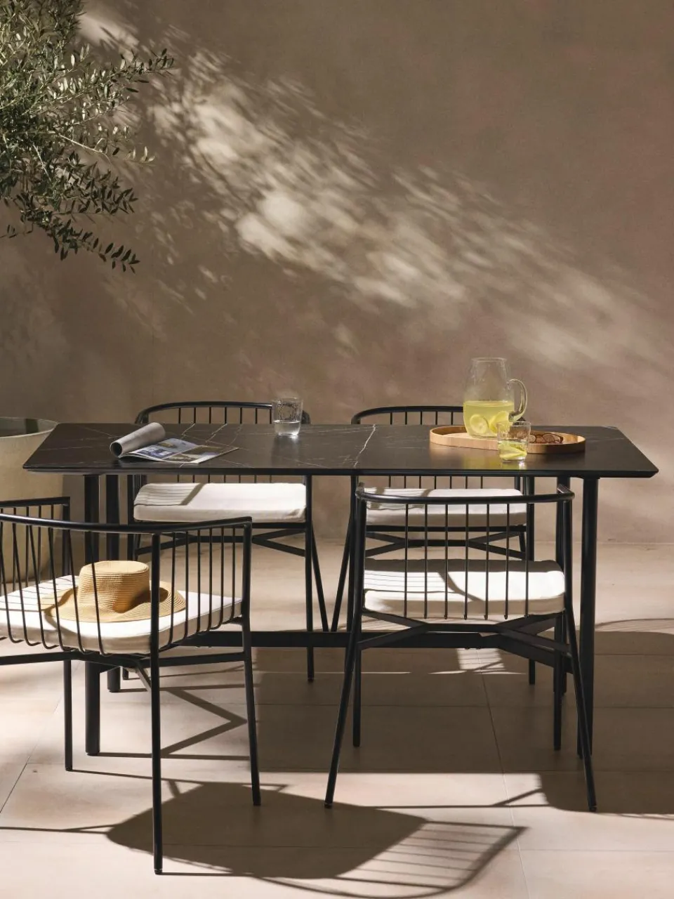 Tuineettafel Connor in marmerlook^Westwing Collection Hot