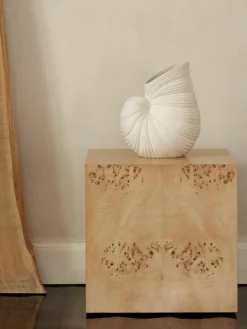 Vaas Shell in schelpenvorm, H 27 cm^ferm LIVING Best