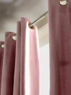 Verduisterend fluwelen gordijn Rush met oogjes, 2 stuks^Westwing Collection Best