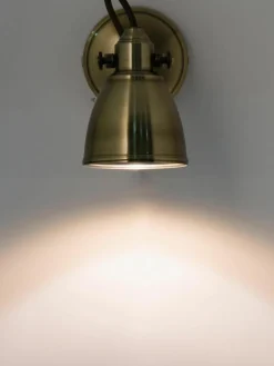 Verstelbare wandlamp Fjallbacka met stekker^Markslöjd New