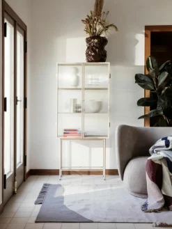 Vitrine Haze met glazen deuren^ferm LIVING Hot