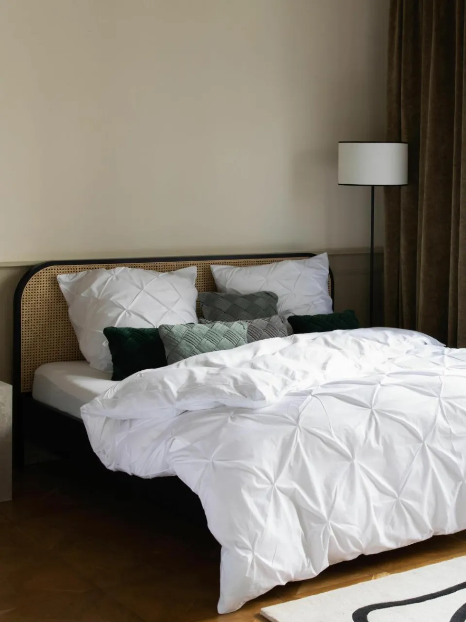 Vloerlamp Claudette met linnen lampenkap^Westwing Collection Discount