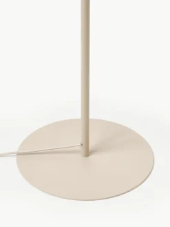 Vloerlamp Nyla met asymmetrische lampenkap^Westwing Collection Sale
