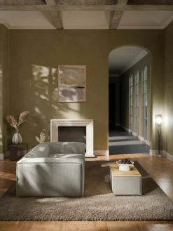 Voetenbank Lennon van corduroy met opbergruimte^Westwing Collection Hot