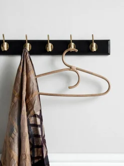 Wandkapstok Edgy van hout^Nordal Clearance