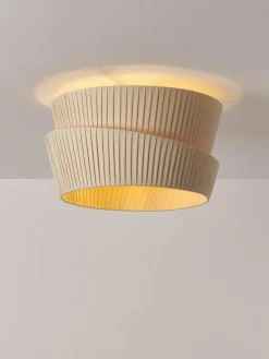 Wandlamp Nyla met asymmetrische lampenkap^Westwing Collection Online