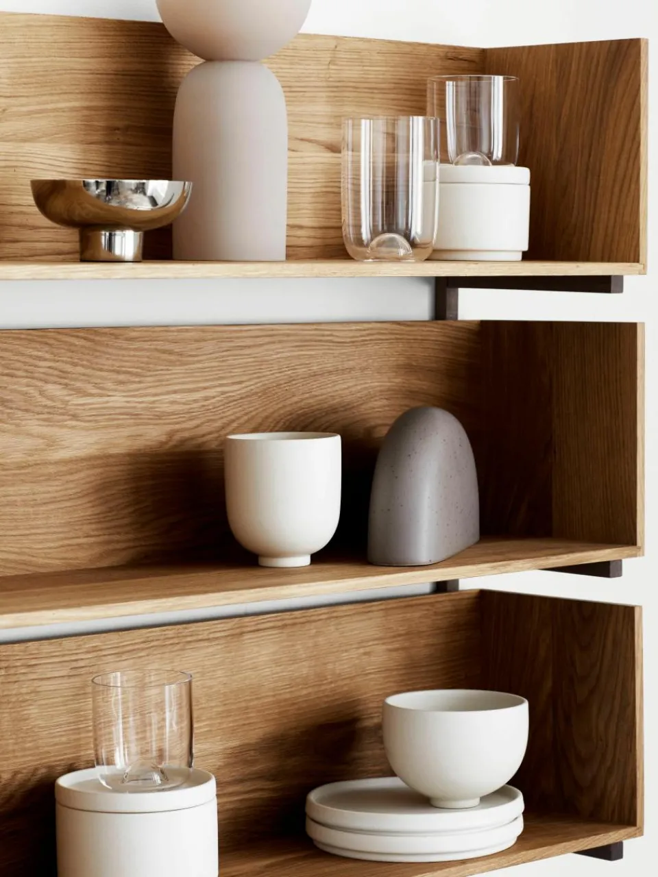 Wandplank Stack van eikenhout^Kristina Dam Fashion