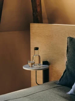 Wandrek Corbel met marmeren tafelblad^Audo Copenhagen Outlet