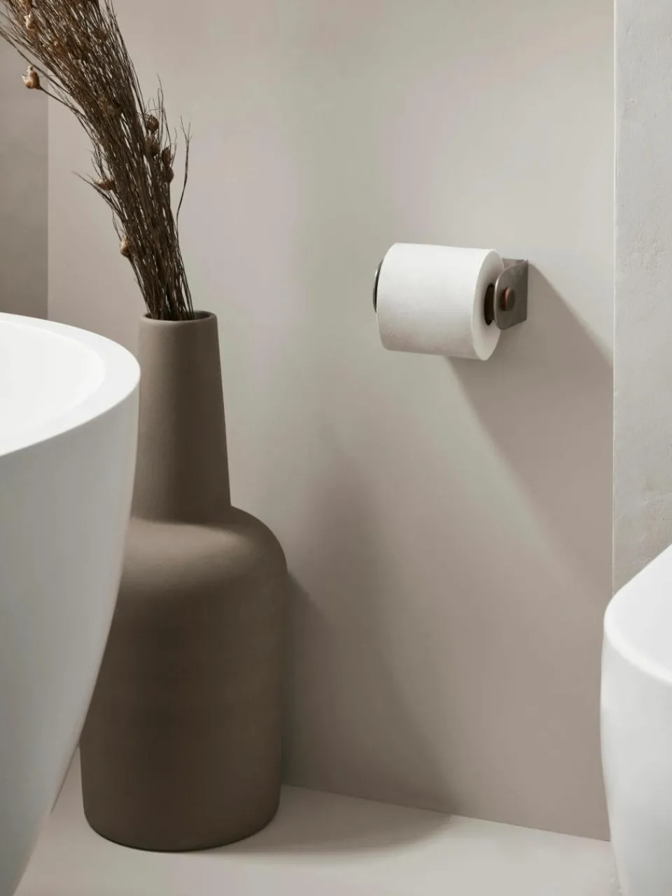 Wandtoiletrolhouder Deuvel van walnoothout^Kristina Dam Sale