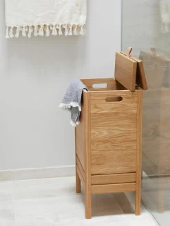 Wasmand A Line van eikenhout^Form & Refine Sale