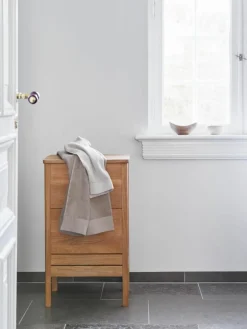Wasmand A Line van eikenhout^Form & Refine Sale