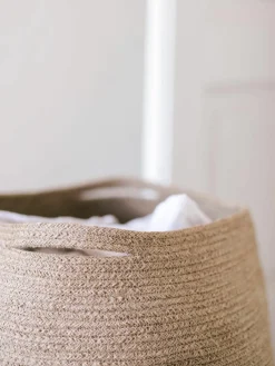 Wasmand Bromley^ANDREA HOUSE Clearance