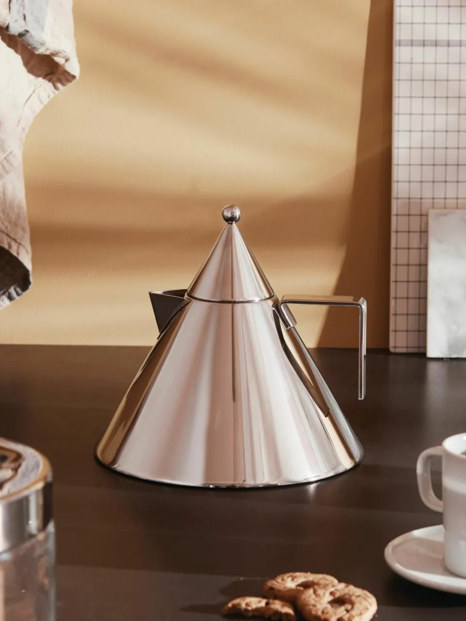 Waterkoker Il Conico, 2 L^ALESSI Hot