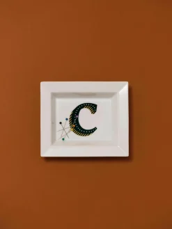 x MEISSEN, handgemaakte vide-pohe initialen met deoratie^Westwing Collection Best