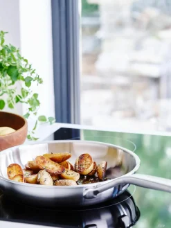 Wok^KitchenAid Hot