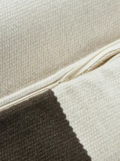 Wollen kussenhoes Aylin met abstracte decoratie^Westwing Collection Clearance