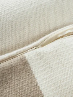 Wollen kussenhoes Aylin met abstracte decoratie^Westwing Collection Clearance