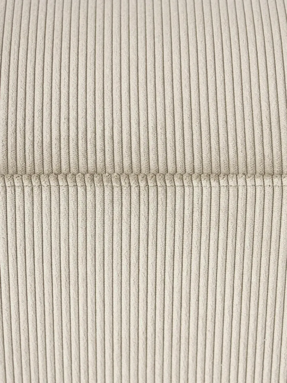 XL poef Melva van corduroy, B 116 x D 72 cm^Westwing Collection Clearance