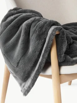 Zachte plaid Mette van imitatiebont^Westwing Collection Fashion