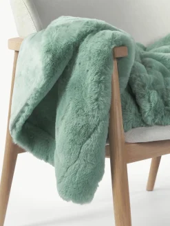 Zachte plaid Mette van imitatiebont^Westwing Collection Hot